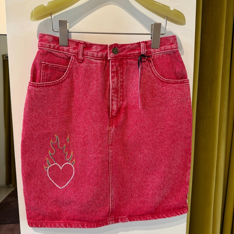Embroidered Short Skirt