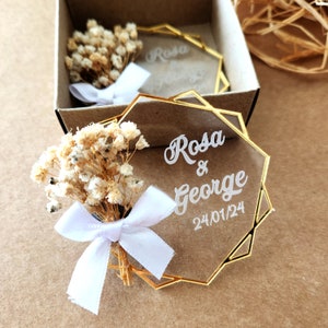 Bomboniera magnetica personalizzata per gli ospiti, magnete da frigorifero in plexiglass con scatola, regalo magnetico nuziale, magnete con fiori secchi e nastro, bomboniera per matrimonio