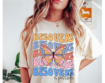 Camisa de recuperación retro, camisa de recuperación es posible, camisa de mariposa Comfort Colors®, camisa de sobriedad, regalo de soberversario, camisa para mantenerse sobrio