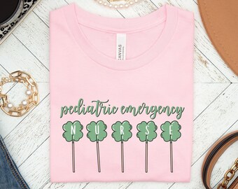 Camisa del día de San Patricio de enfermera de emergencia pediátrica, Camisa de enfermera de emergencia de piruleta de trébol, Camisa de enfermera de urgencias pediátricas One Lucky Peds ED, Ropa de enfermera de pediatría