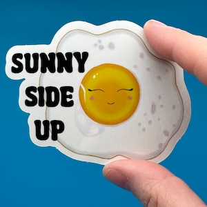 Sunny Side Up Egg Sticker: Skurrile glänzende Vinylkunst, lustige Stimmung hebende Aufkleber für Journal, Laptop, Scrapbook & Wasserflasche, spülmaschinenfest