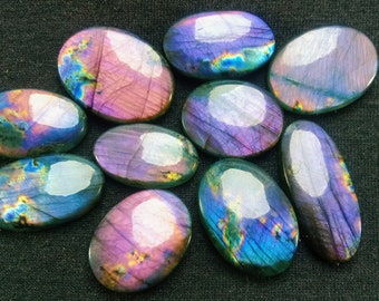 Oval Shape Spectrolite Purple Cabochon Shiny Polished 285 carats 10 Pieces Spectrolite Pink Spectrolite Amazing Purple Pink Spectrolite !!!