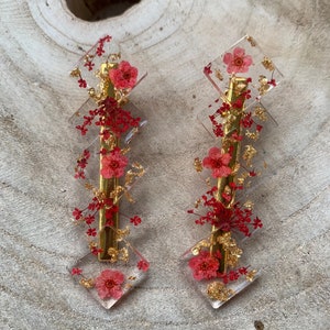 Set of 2 dried flower and epoxy resin barrettes