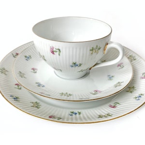 Arabia Espresso or mocca cups, &quot;Kristiina&quot; pattern coffee serving set for 4, by Arabia Finland