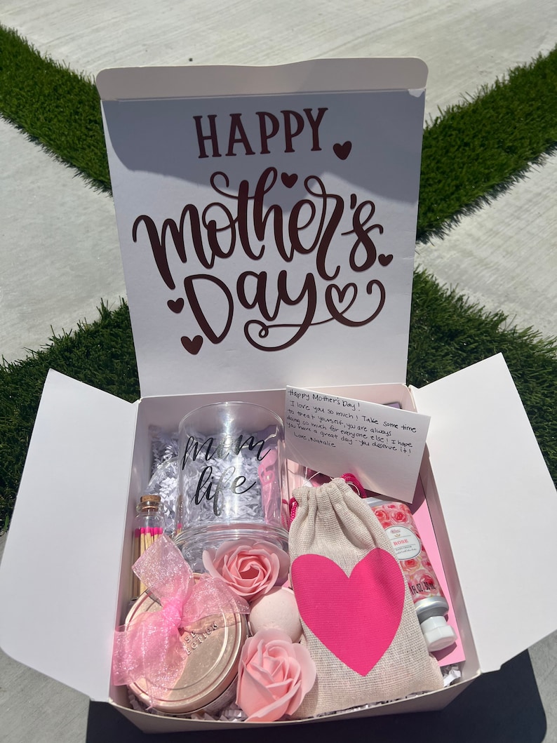 Personalized Mother Day Gift Box, Mothers Day Gift Basket, Mothers Day