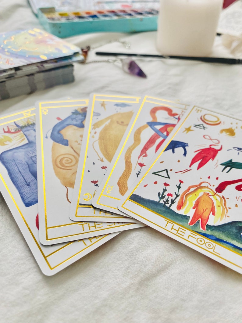 Le jeu de tarot Lilifer, édition Gold, jeu de 80 cartes et livret de tarot image 5