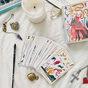 Le jeu de tarot Lilifer, édition Gold, jeu de 80 cartes et livret de tarot image 8