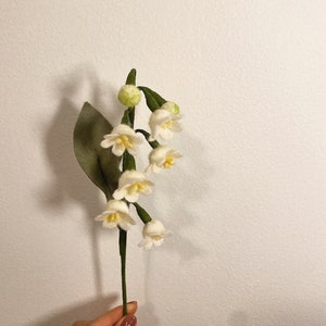 Petites tiges de fleurs de muguet en feutre faites main - Cadeau, cadeau, décoration d'intérieur, fleur de naissance de mai