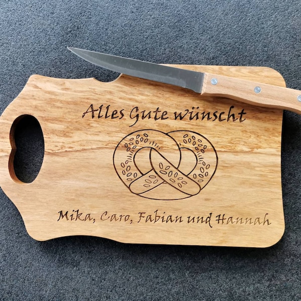 Holzbrettchen mit Messer, Brotzeitbrett,Frühstücksbrettchen personalisiert, Geschenk, Geburtstag, Geschenk für Männer, Brezel, Vatertag