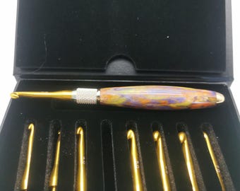 Ergonomic Crochet Hook Set: Hand Poured 'Scarlet Macaw' Resin Handle, Interchangeable Gold/Multicoloured Hooks