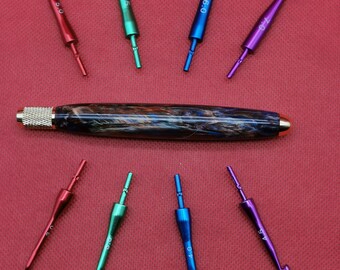 Ergonomic Crochet Hook Set: Hand Poured Alumilite Resin Handle, Interchangeable Gold /Multicoloured Hooks