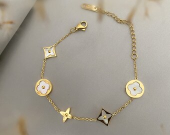 Bracelet with mother-of-pearl clover pendants waterproof "Violi"