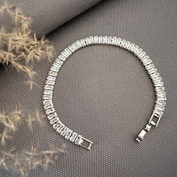 Tennis bracelet with zirconia stones silver waterproof "DORA"