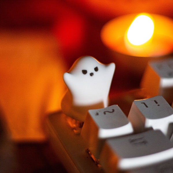 Ghost keycaps, Custom white cute keycaps, Kawaii keyboard ESC key, Gift for gamers, Artisan keycaps for mechanical keyboards