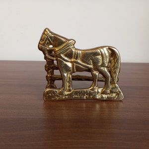 Portalettere vintage. Porta tovaglioli. Portalettere in ottone a forma di cavallo. Portalettere a forma di cavallo. Regalo per amanti dei cavalli. Portalettere vintage con cavalli.