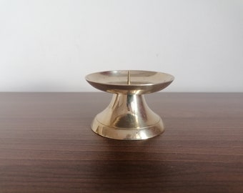 Portacandele vintage in ottone: decorazione per candele sottili