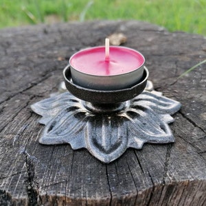 Sunflower tealight candle holder. Metal flower table centerpiece.