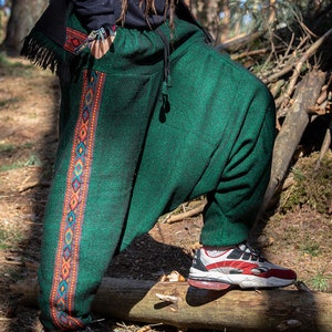Pantalon Alibaba chaud à tisser à la main avec des motifs ethniques de l'Himalaya Pantalon sarouel chaud pour festival Hippie Festival psychédélique Yoga Pantalon Aladin unisexe image 6