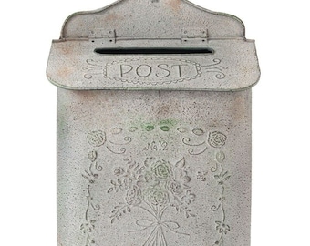 Clayre & Eef gray metal wall mailbox 26 cm x 10 cm x 35 cm