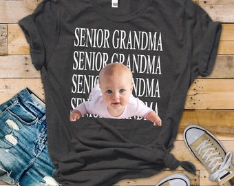 Custom Graduation T-Shirt: Personalized School Colors & Picture