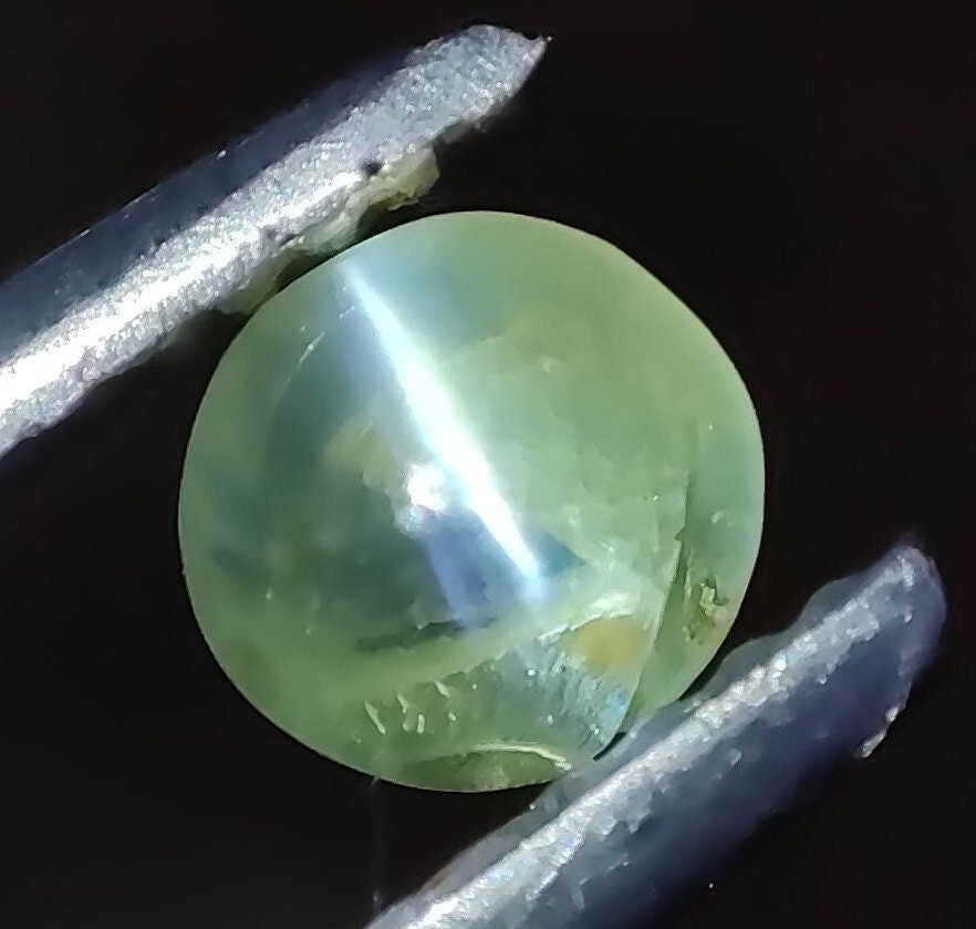 Green cats shop eye stone