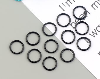 50 pièces 0.9mm * 8mm anneau de saut de galvanoplastie noir, anneau de saut ouvert noir, utilisé pour le traitement des bijoux et les accessoires de bijoux SE0062