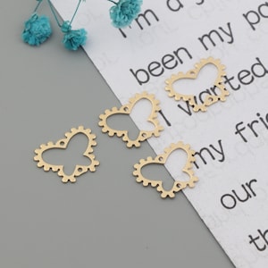 Butterfly shape brass earring connector,Brass earrings,Earring findings,Earring connector,Earring charms,Earring pendant parts SE0401