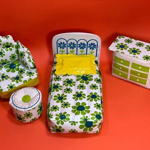 Vintage 70’s Zee Toys Puff ‘n Play Inflatable Doll Furniture