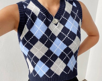 Y2K Vintage Style Knitted Argyle Sweater Vest, Trendy Cropped V-Neck Knitted Vest / Autumnwear / Winterwear/ Springwear / Streetwear/ Preppy