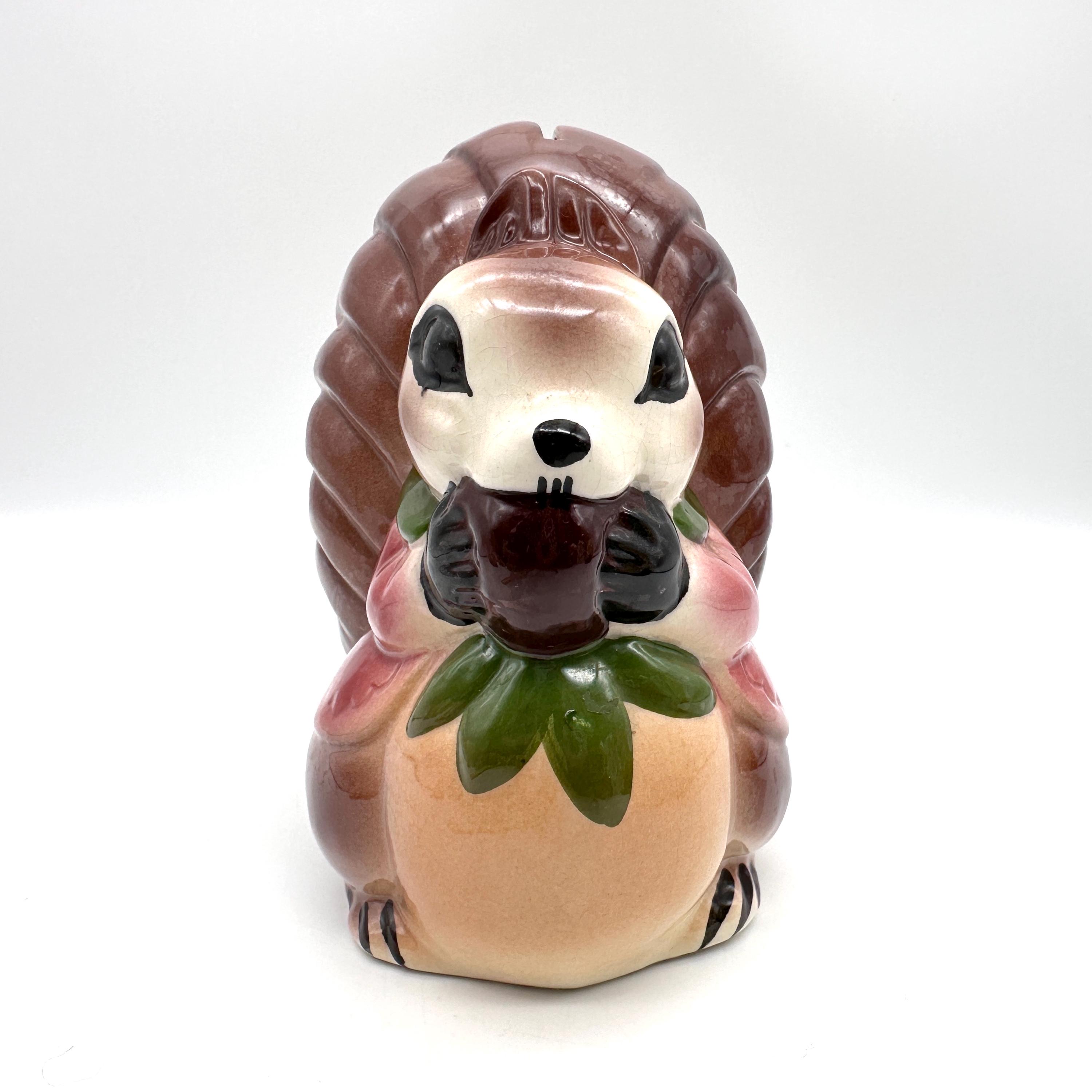 Squirrel Ceramic Coinbank / リス 貯金箱 Smiley Squirrel Ceramic Coin Bank – Handcrafted Woodland