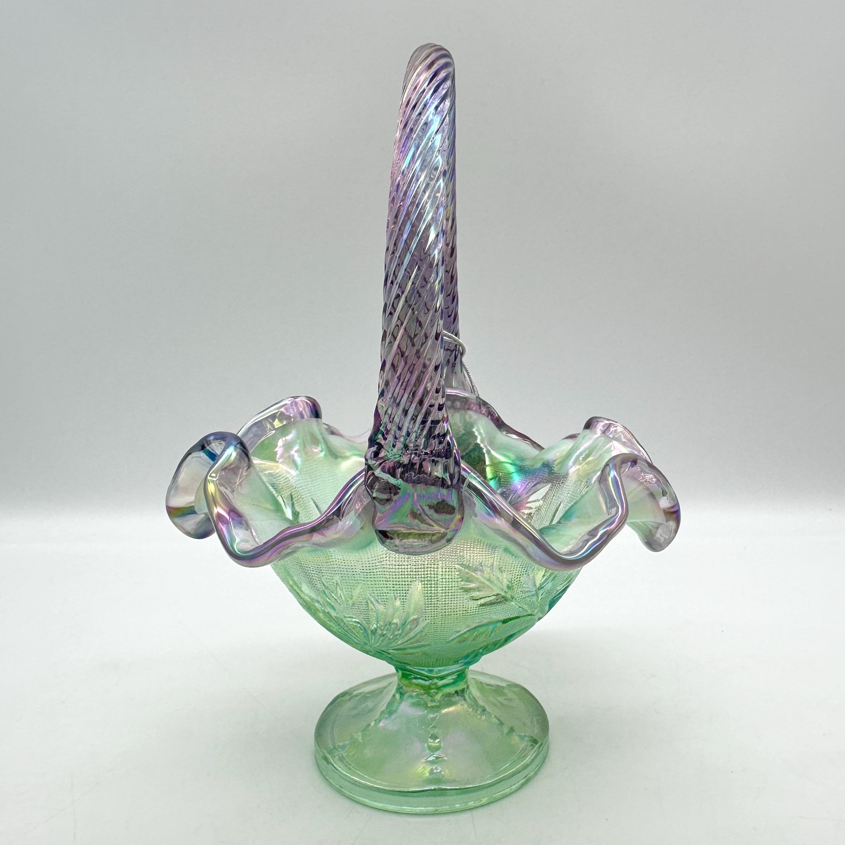 フェントン アンティークantique エメラルドグリーンバスケット アメリカ Green Fenton Basket - Etsy