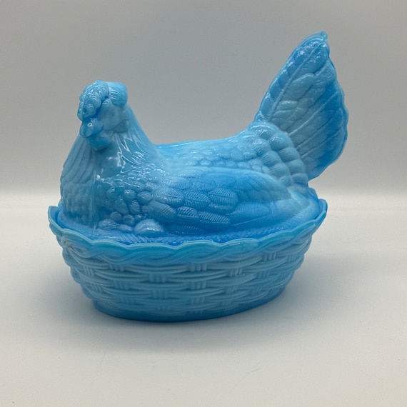 Glass vintage nested hen, rounded bottom (JL) Glass vintage nested hen, rounded bottom (JL)