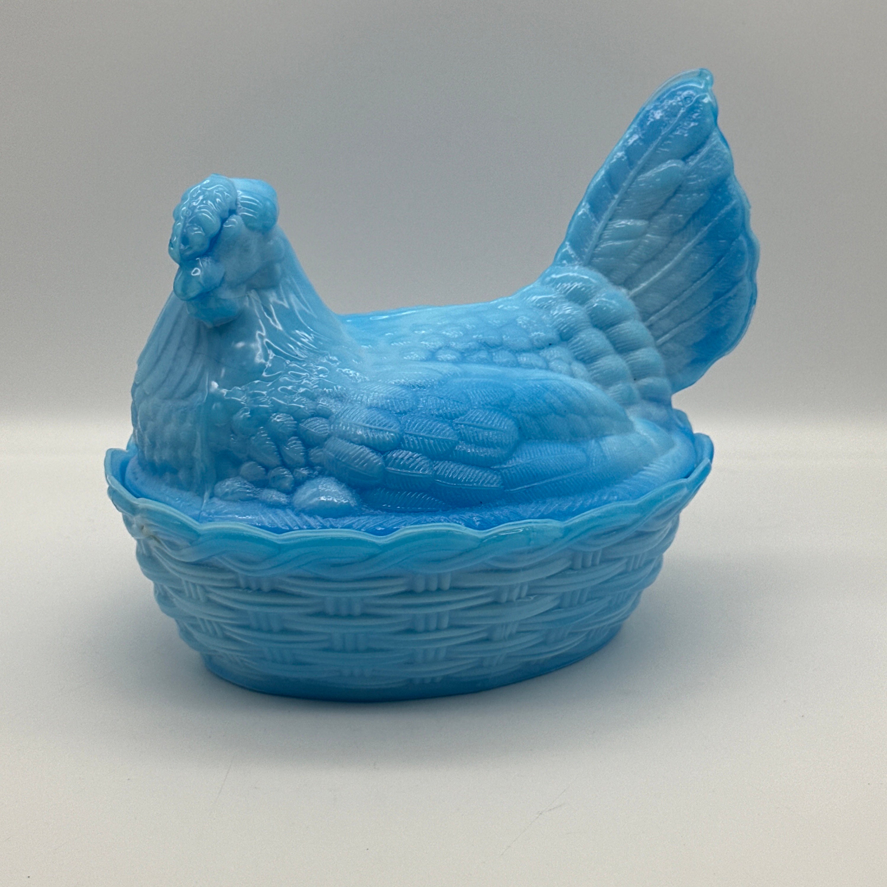 Glass vintage nested hen, rounded bottom (JL) Glass vintage nested hen, rounded bottom (JL)