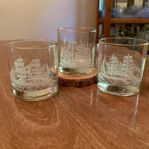 Vintage Houzeart Whiskey Glasses With Sailing Ships (eagle