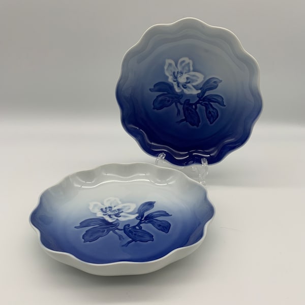 Set of 2 Bing and Grondahl Blue Christmas Rose Bowls, B&G, Copenhagen Porcelain, Made in Denmark, Blue and White Floral Dish, Scalloped Edge