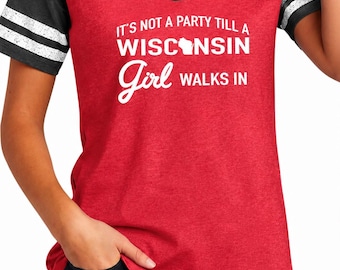 Wisconsin Party Girl Short Sleeved V-neck Tee Shirt