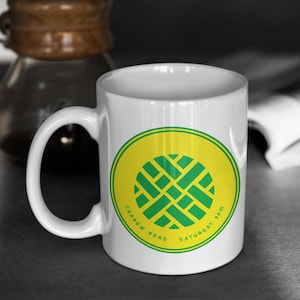 Norwich - Tasse en céramique 11oz - Design psychédélique aux couleurs de l&#39;équipe - cadeau pour la maison ou le bureau