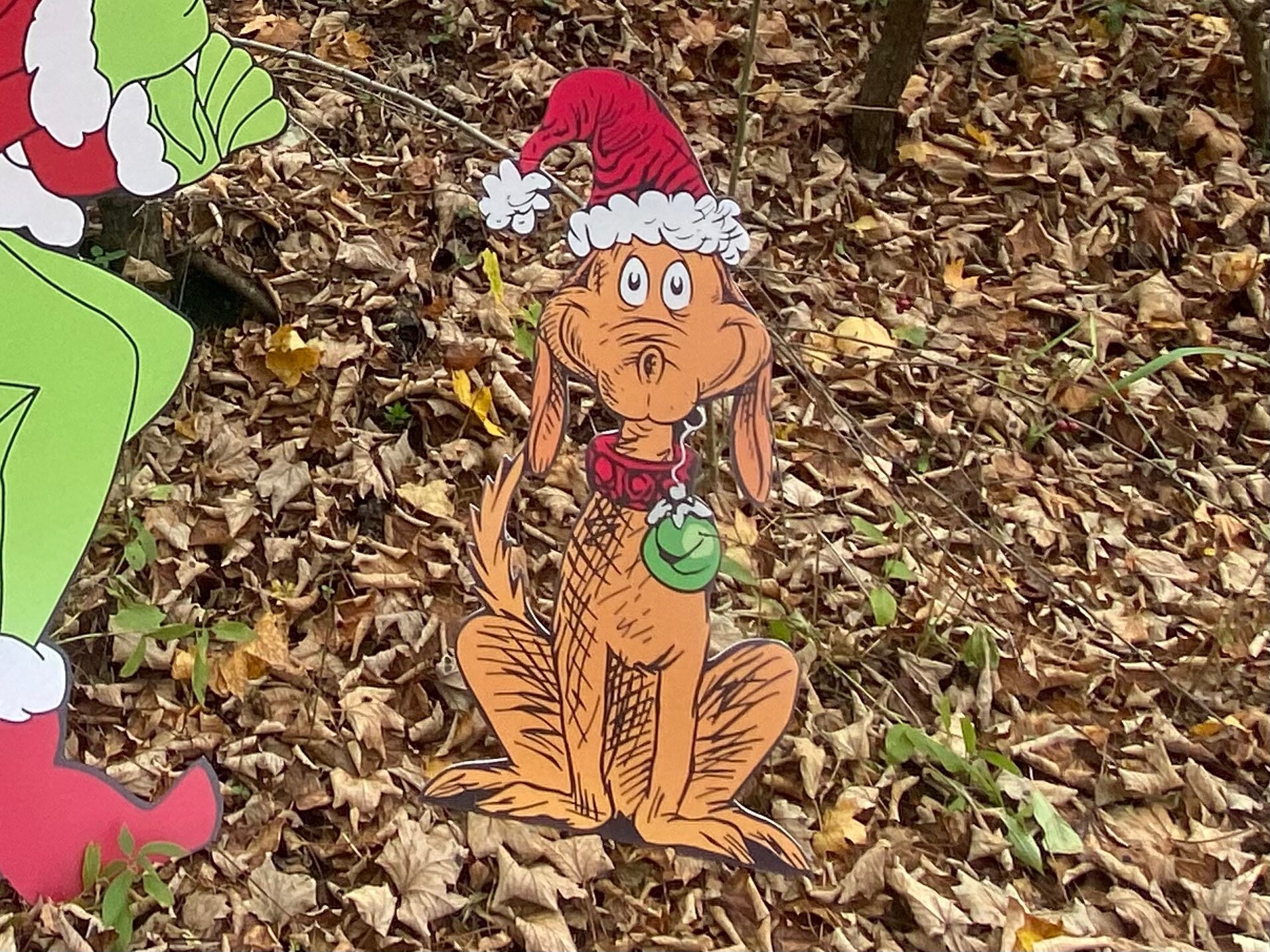 Max the Grinch Dog 3ft High Cut Out Christmas Prop Events Prop 4mm ...