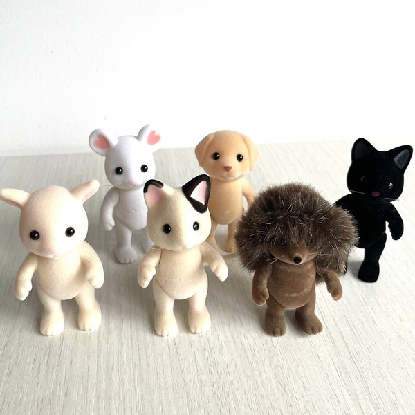 Créatures adultes de rechange de Calico Critters, vous choisissez un animal individuel : kangourou, souris guimauve, labrador jaune, chat smoking, hérisson, chèvre