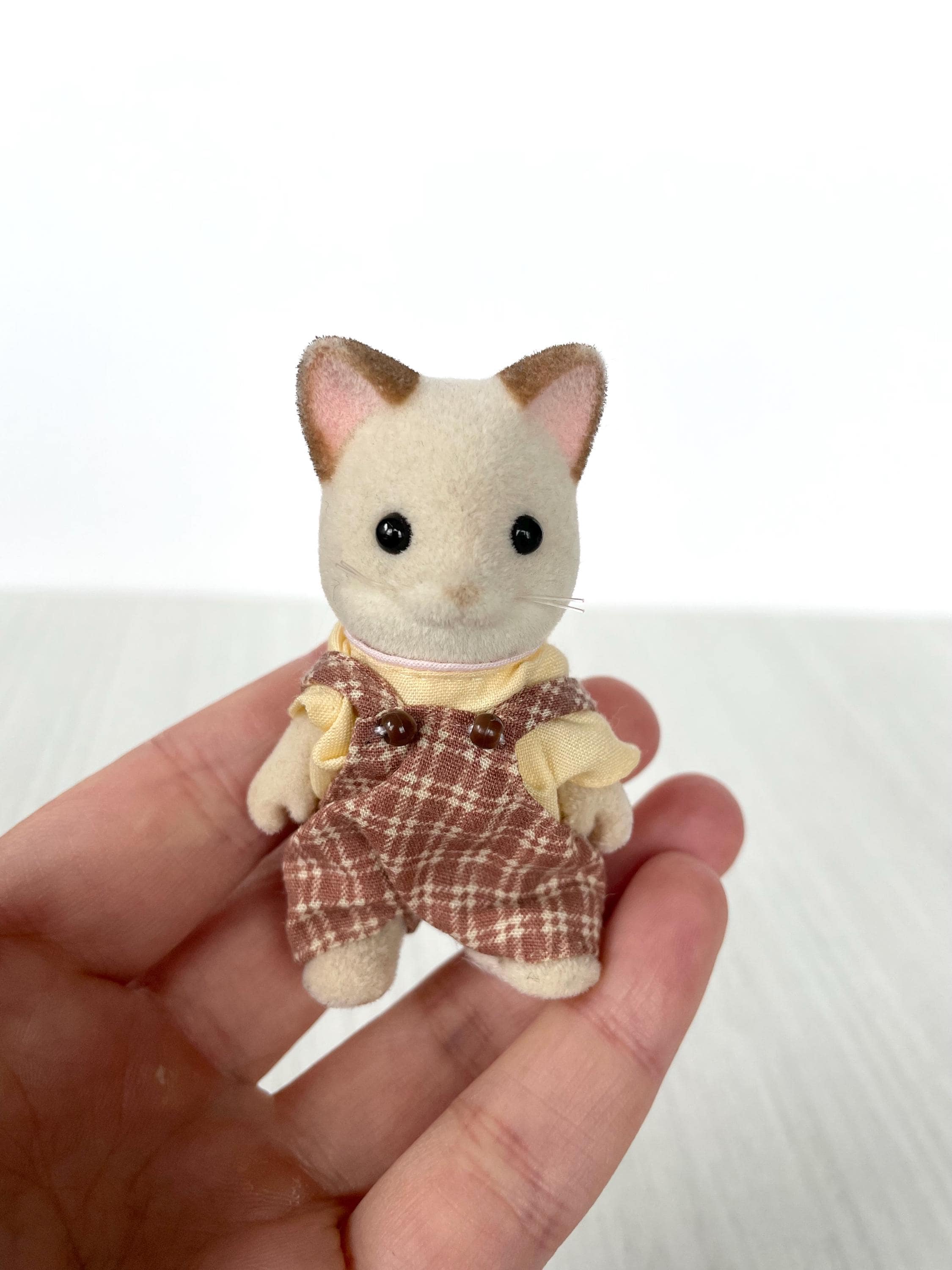 Sylvanian Families Keats Cat (cream Cat) Brother, Calico Sylvanian Families Keats Cat (cream Cat) Brother, Calico