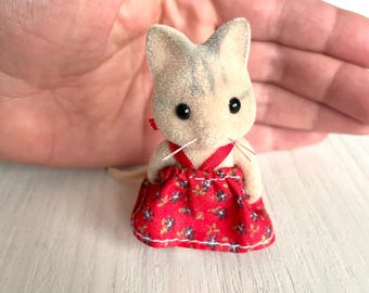 Vintage Sylvanian Families Catwood Girl | Zeldzaam kattenbeeldje voor verzamelaars | Sylvanian Families-speelgoed uit de jaren 80 | Retro dierenpop | Sylvanian