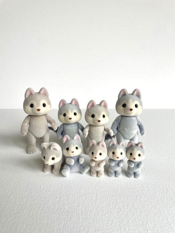 Calico Critters Husky, Individual Family Members, Gray and Blue options