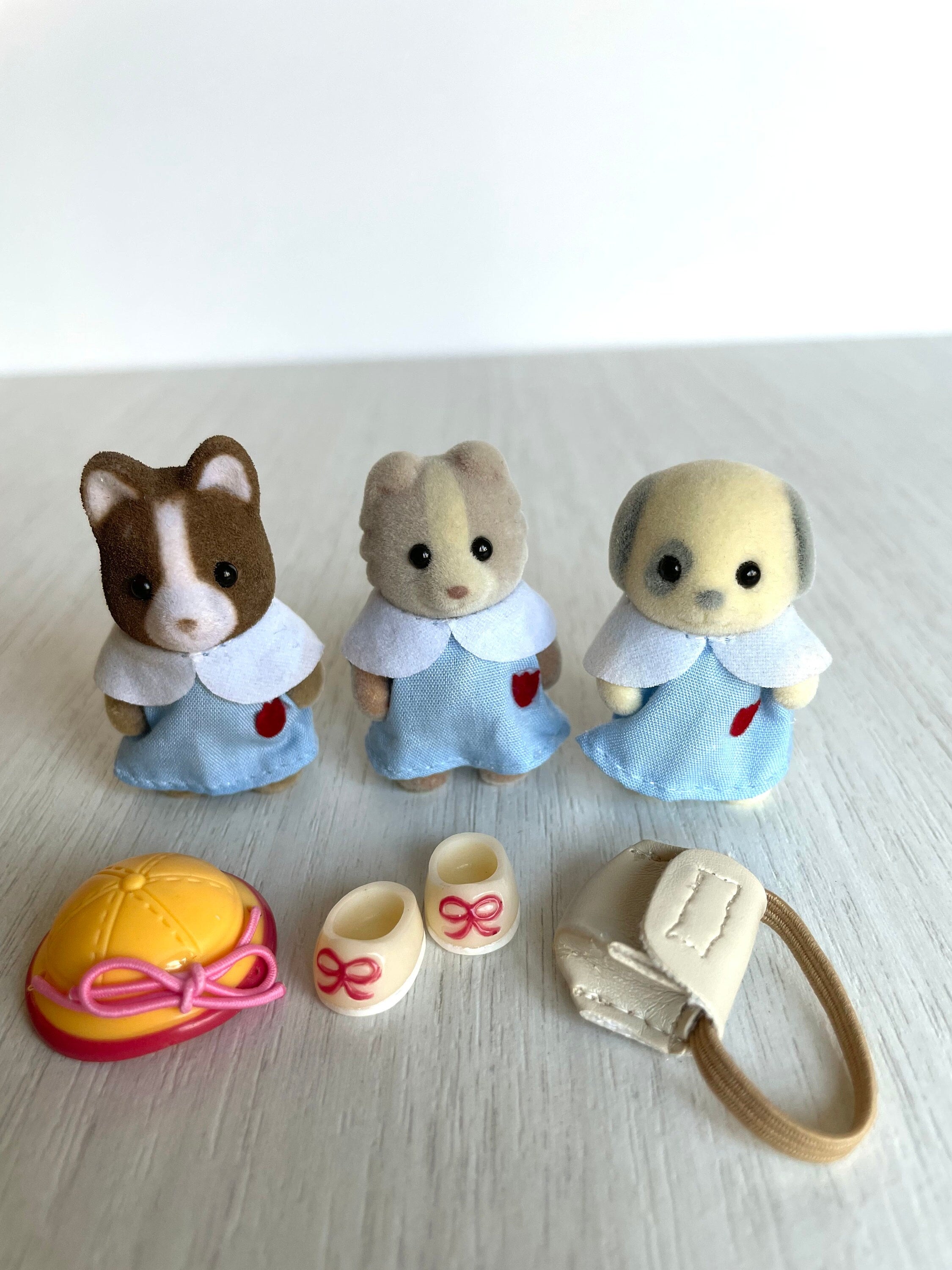 Les bébés en tenues de mariage Sylvanian Families - Acheter sur la