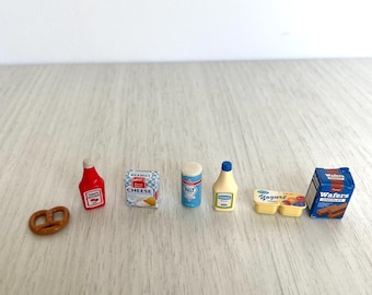 Calico Critters food spare parts grocery items, Vintage Miniature Toy Accessory foods– Replacement Pieces for Sylvanian families supermarket