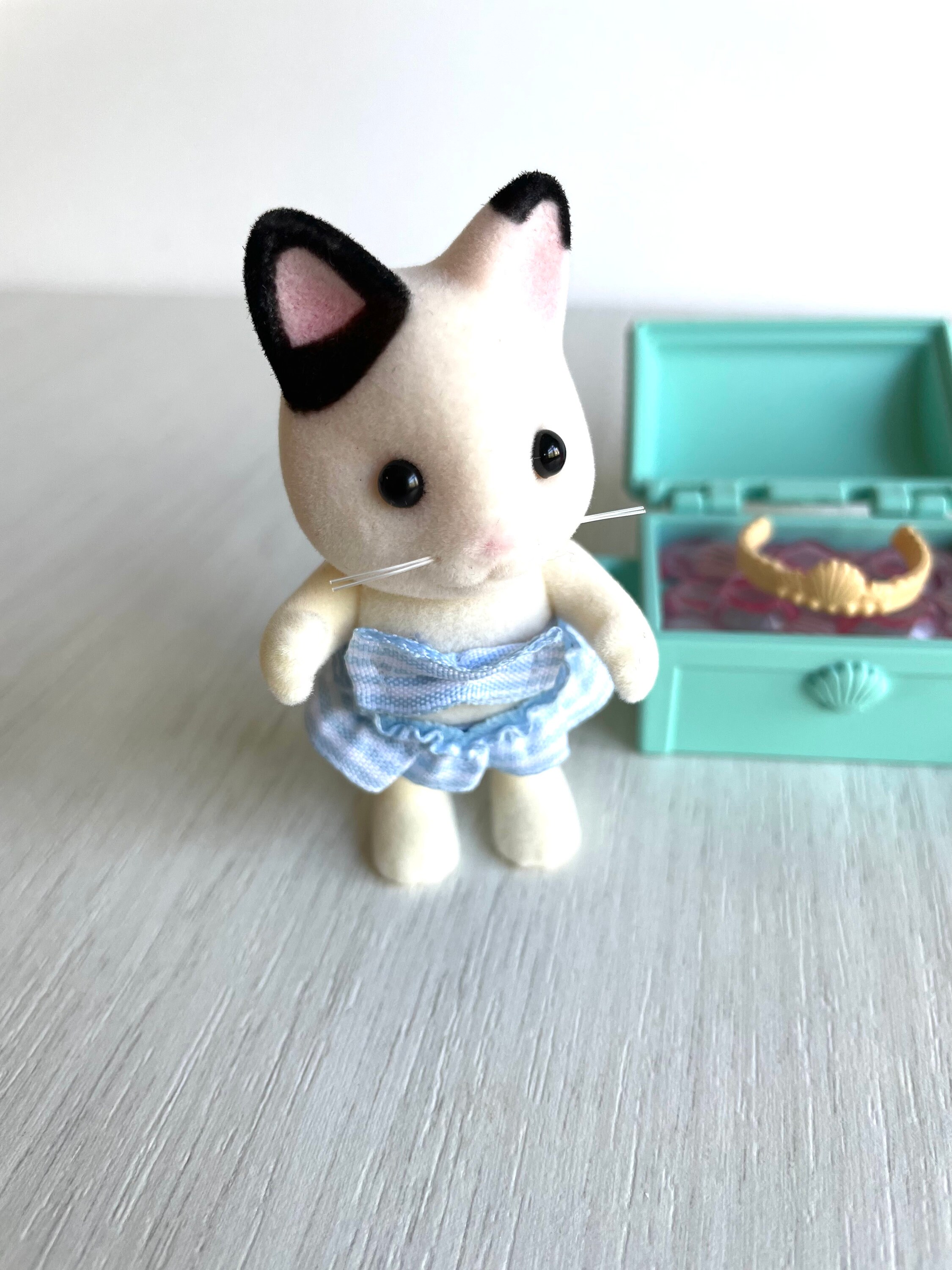 Calico Critters Seaside Treasure Set Spares, Pearl Clamshell Lily