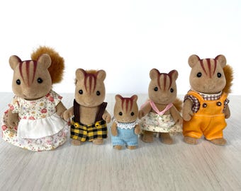 Sylvanian Families Baby Treefellow Owls With Dad in Sylvanian Families Baby Treefellow Owls With Dad in