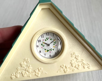 Calico Critters Berry Grove School working clock, Sylvanian families school clock