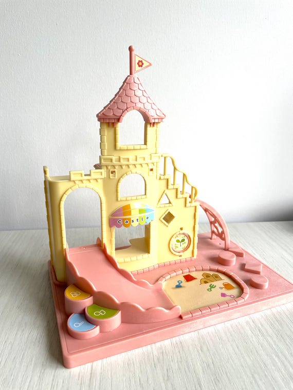 Calico Critters Baby Castle Nursery Gift Set Mini Castle