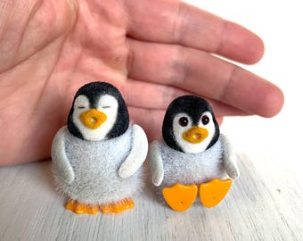 ¡Crías de pingüino Calico Critters, descontinuadas! Figuras coleccionables vintage de Sylvanian Families para amantes de los juguetes, casa de muñecas retro de animales.