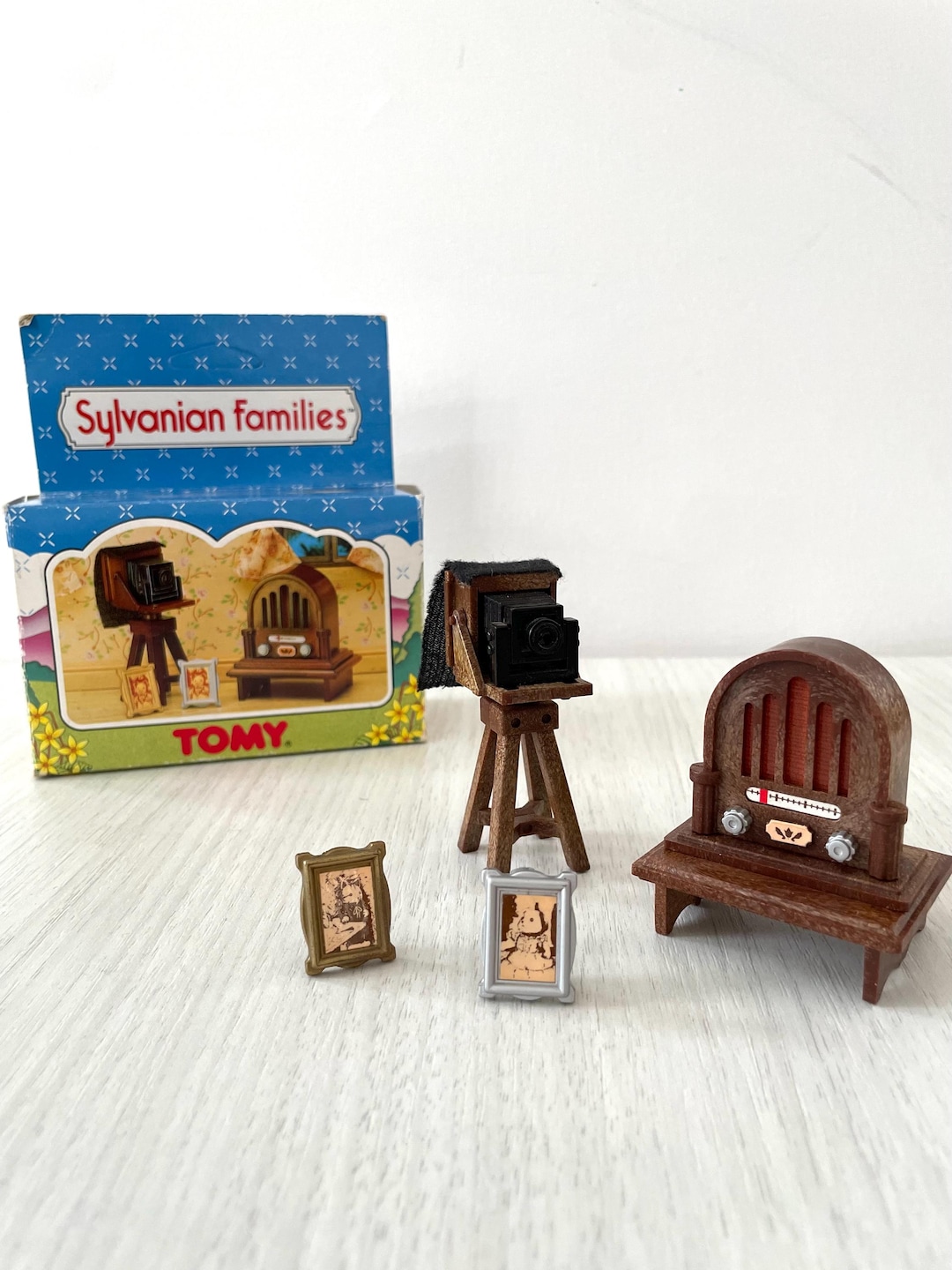 SYLVANIAN FAMILIES AMICI DELL'ASILO - TRIO IN PISCINA 5749 | GIOCHI DI CLEM